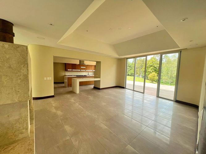 Casa de 5 alcobas en venta en Belen Chaverras, El Carmen de Viboral, 499 m² · foto 7 de 15