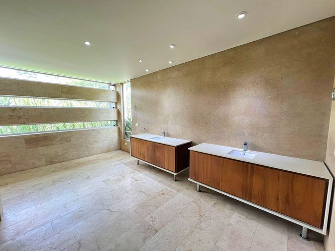 Casa de 5 alcobas en venta en Belen Chaverras, El Carmen de Viboral, 499 m² · foto 12 de 15