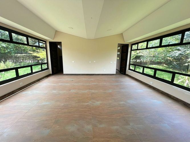 Casa de 5 alcobas en venta en Belen Chaverras, El Carmen de Viboral, 499 m² · foto 13 de 15