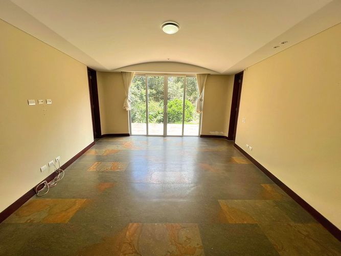 Casa de 5 alcobas en venta en La Ceja, 499 m² · foto 5 de 15