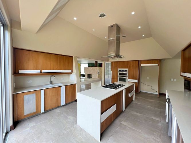 Casa de 5 alcobas en venta en La Ceja, 499 m² · foto 15 de 15