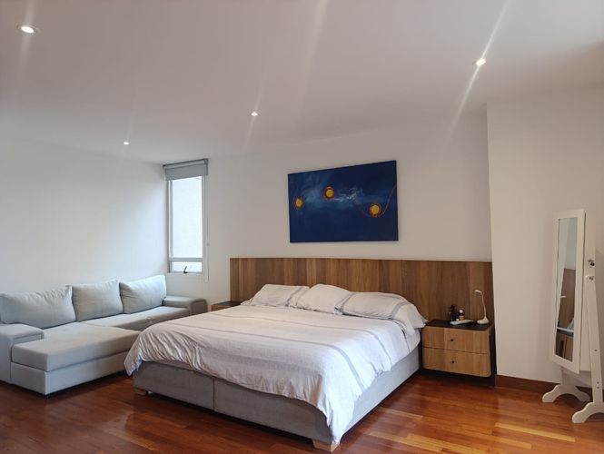Apartamento de 3 alcobas en venta en El Poblado, Medellín, 250 m² · foto 10 de 18