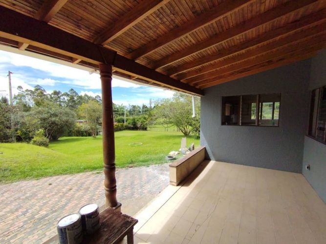 Casa de 5 alcobas en arriendo en Hojas Anchas, Guarne, 285 m² · foto 11 de 14