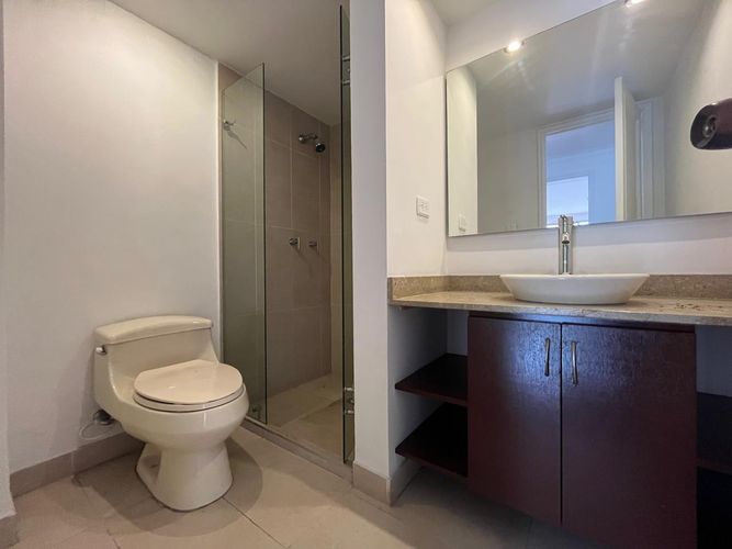 Apartamento de 4 alcobas en venta en El Poblado, Medellín, 195 m² · foto 17 de 20