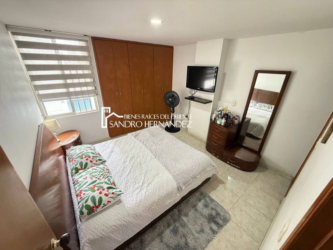 Apartamento de 3 alcobas en venta en La Aurora, Bucaramanga, 90 m² · foto 7 de 17