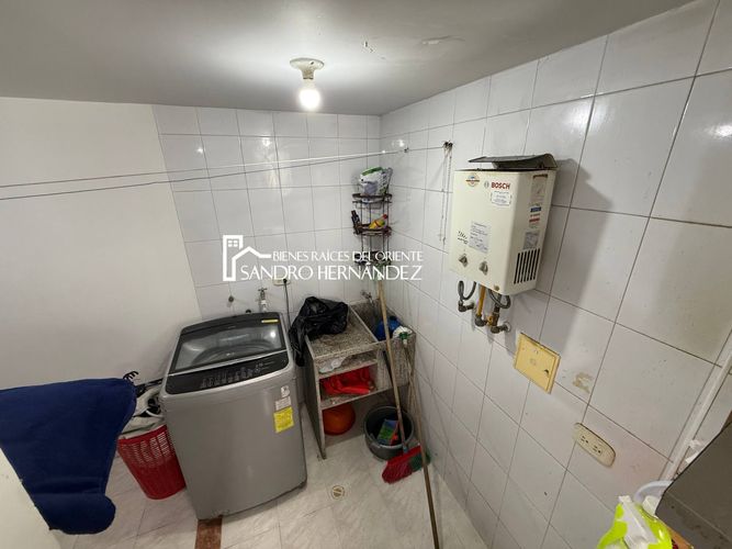 Apartamento de 3 alcobas en venta en La Aurora, Bucaramanga, 90 m² · foto 8 de 17