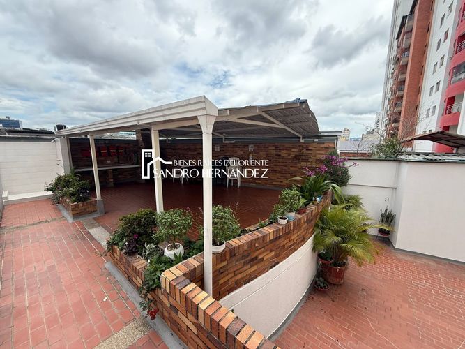 Apartamento de 3 alcobas en venta en La Aurora, Bucaramanga, 90 m² · foto 11 de 17