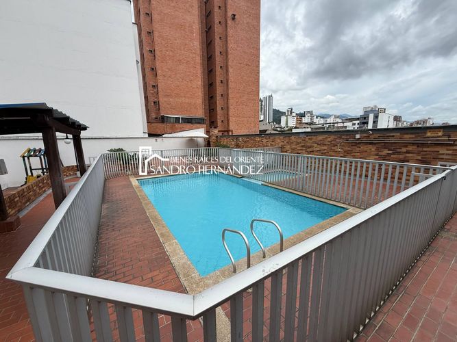 Apartamento de 3 alcobas en venta en La Aurora, Bucaramanga, 90 m² · foto 13 de 17