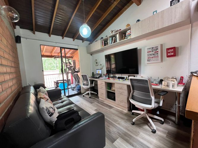 Casa de 3 alcobas en venta en La Pradera, Envigado, 141 m² · foto 12 de 21