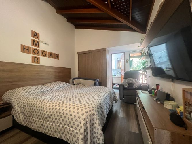 Casa de 3 alcobas en venta en La Pradera, Envigado, 141 m² · foto 13 de 21