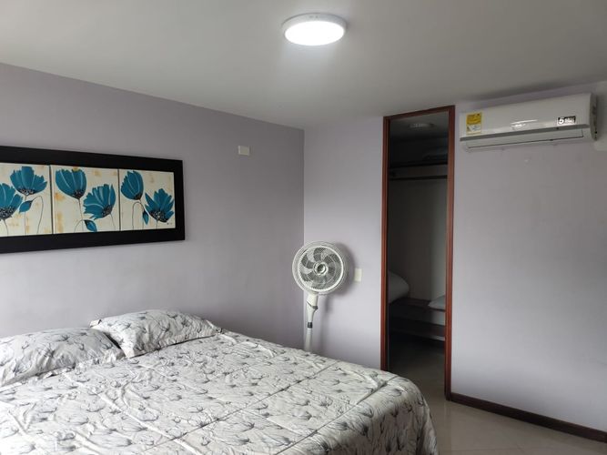 Apartamento de 2 alcobas en arriendo en El Poblado, Medellín, 82 m² · foto 13 de 17