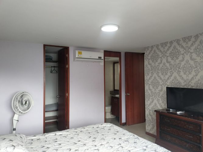 Apartamento de 2 alcobas en arriendo en El Poblado, Medellín, 82 m² · foto 14 de 17
