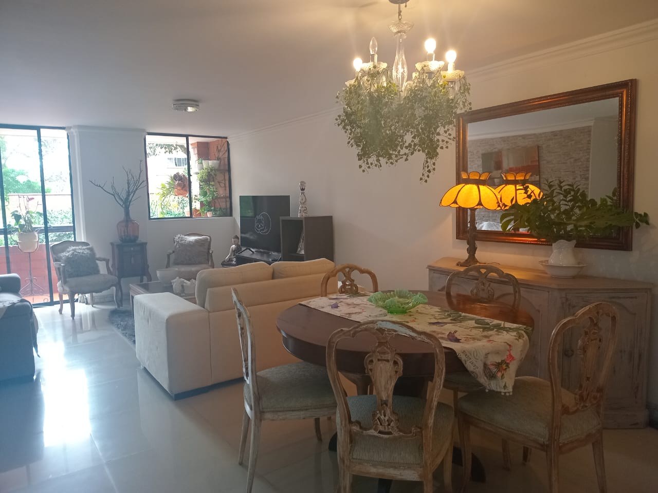 Apartamento en venta en El Poblado, Medellín · foto 4 de 18