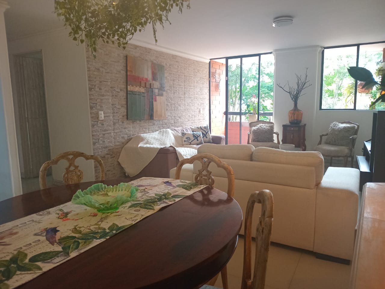 Apartamento en venta en El Poblado, Medellín · foto 5 de 18