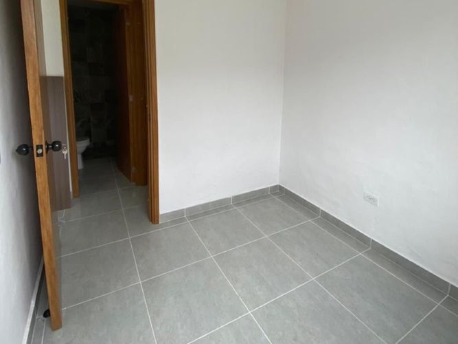Apartamento de 2 alcobas en venta en El Porvenir, Rionegro, 53 m² · foto 6 de 8