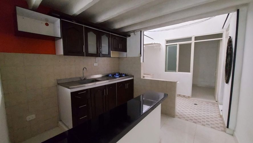 Casa de 7 alcobas en venta en Jardin, Ibagué, 250 m² · foto 6 de 18