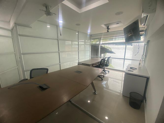 Oficina en arriendo en El Poblado, Medellín, 51 m² · foto 16 de 19