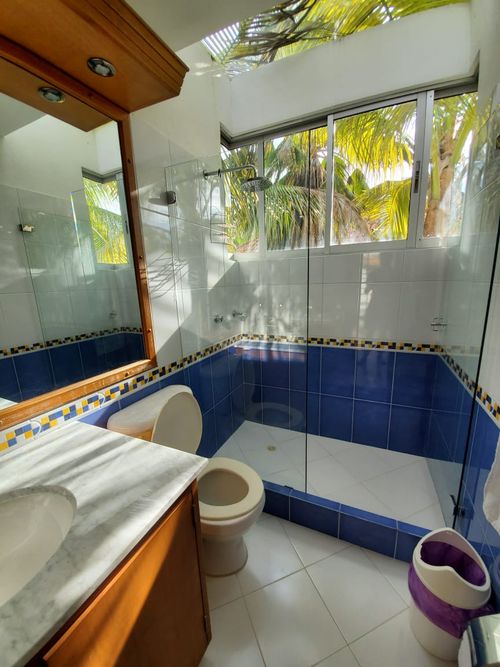 Casa de 4 alcobas en venta en Bolivia, Ricaurte, 350 m² · foto 16 de 24