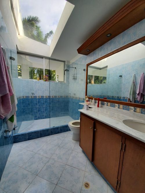 Casa de 4 alcobas en venta en Bolivia, Ricaurte, 350 m² · foto 17 de 24