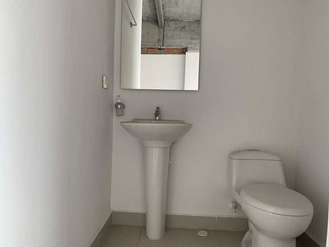 Oficina en arriendo en Aliadas Del Sur, Sabaneta, 33 m² · foto 4 de 4