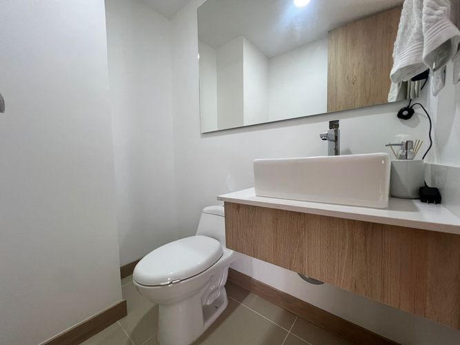 Apartamento de 3 alcobas en arriendo en Loma Benedictinos, Envigado, 115 m² · foto 13 de 17