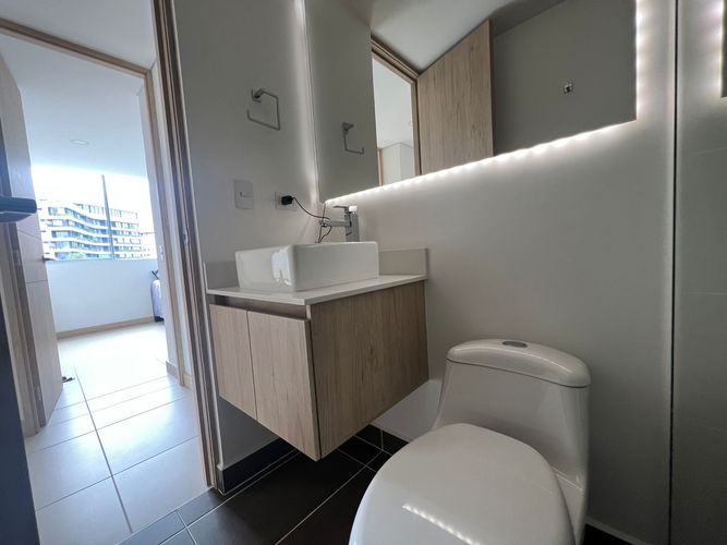Apartamento de 3 alcobas en arriendo en Loma Benedictinos, Envigado, 115 m² · foto 14 de 17