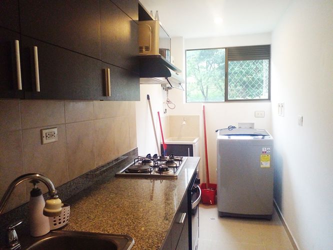 Apartamento de 1 alcoba en arriendo en El Poblado, Medellín, 60 m² · foto 3 de 10