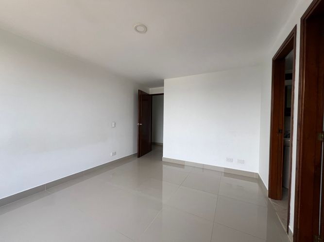 Apartamento de 3 alcobas en arriendo en El Poblado, Medellín, 118 m² · foto 10 de 17