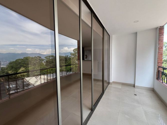 Apartamento de 3 alcobas en arriendo en El Poblado, Medellín, 118 m² · foto 17 de 17
