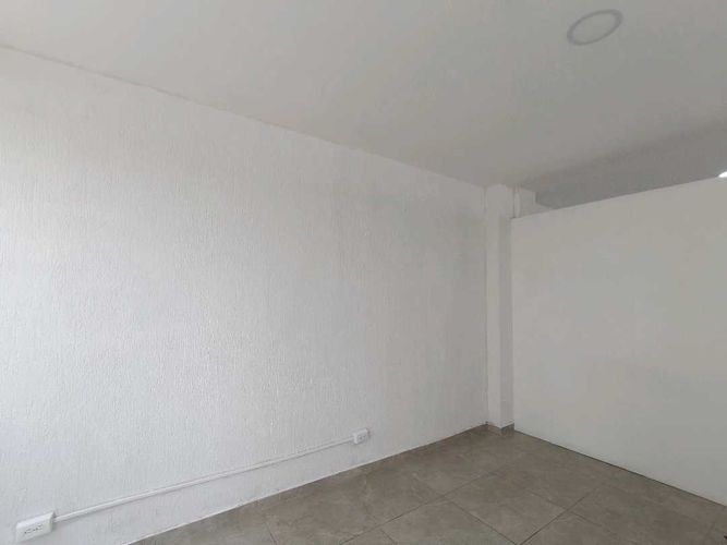 Local en arriendo en Milan, Manizales, 275 m² · foto 2 de 15