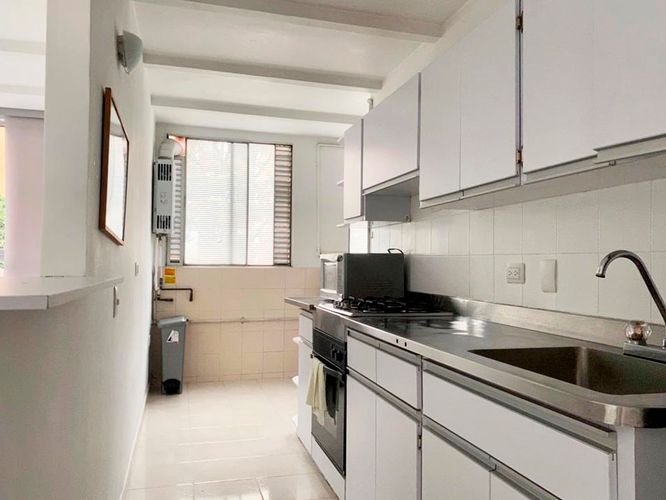 Apartamento de 3 alcobas en arriendo en Santa María De Los Ángeles, Medellín, 135 m² · foto 3 de 13