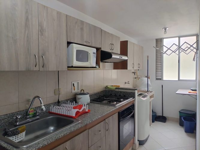 Apartamento de 2 alcobas en arriendo en La Aguacatala, Medellín, 70 m² · foto 5 de 17