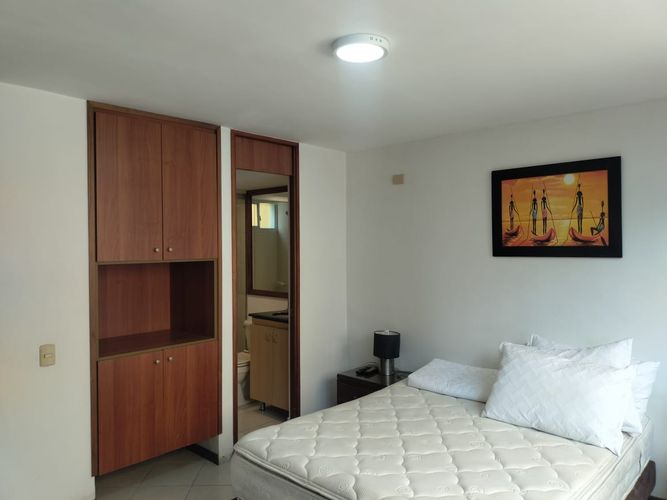 Apartamento de 2 alcobas en arriendo en La Aguacatala, Medellín, 70 m² · foto 8 de 17