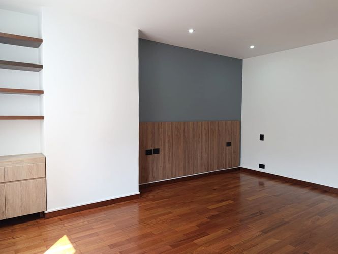 Apartamento de 3 alcobas en arriendo en El Poblado, Medellín, 220 m² · foto 11 de 17