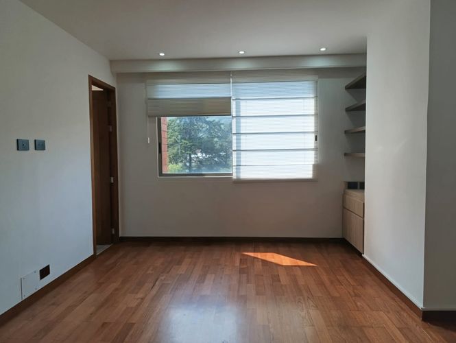 Apartamento de 3 alcobas en arriendo en El Poblado, Medellín, 220 m² · foto 13 de 17
