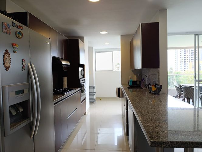 Apartamento de 2 alcobas en venta en El Poblado, Medellín, 146 m² · foto 9 de 18