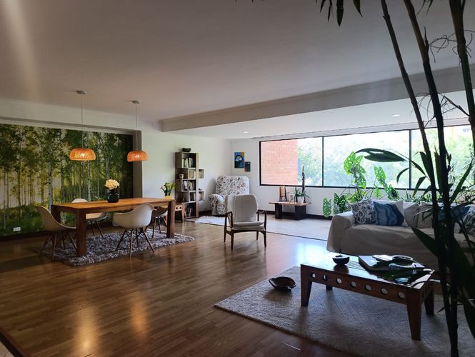 Apartamento de 3 alcobas en venta en El Poblado, Medellín, 245 m² · foto 2 de 20
