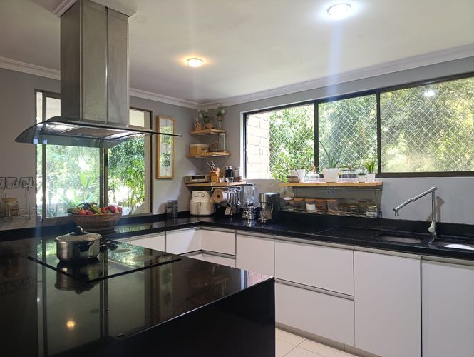 Apartamento de 3 alcobas en venta en El Poblado, Medellín, 245 m² · foto 8 de 20