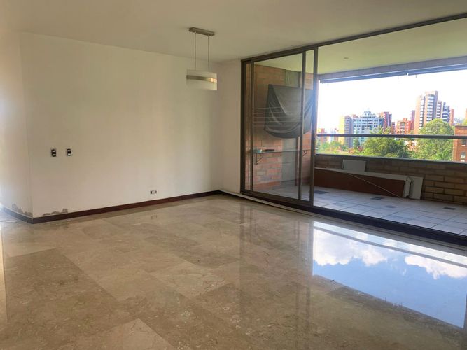 Apartamento de 3 alcobas en arriendo en Alejandría, Medellín, 143 m² · foto 2 de 19