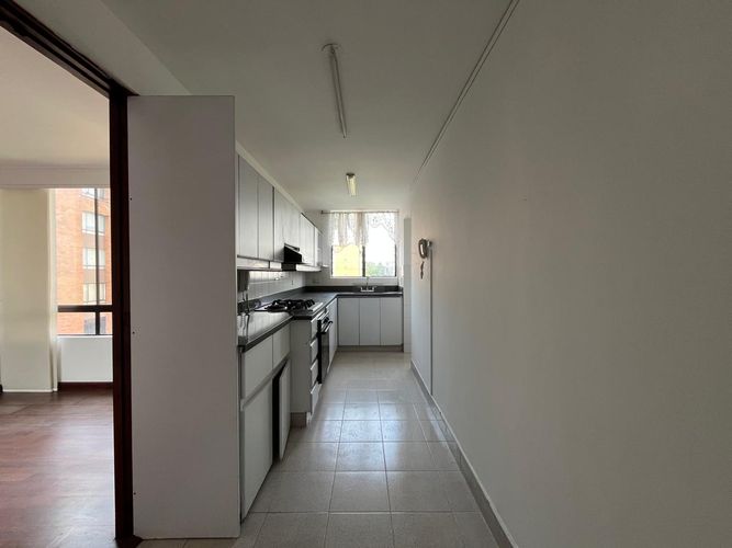 Apartamento de 3 alcobas en venta en El Poblado, Medellín, 150 m² · foto 5 de 17