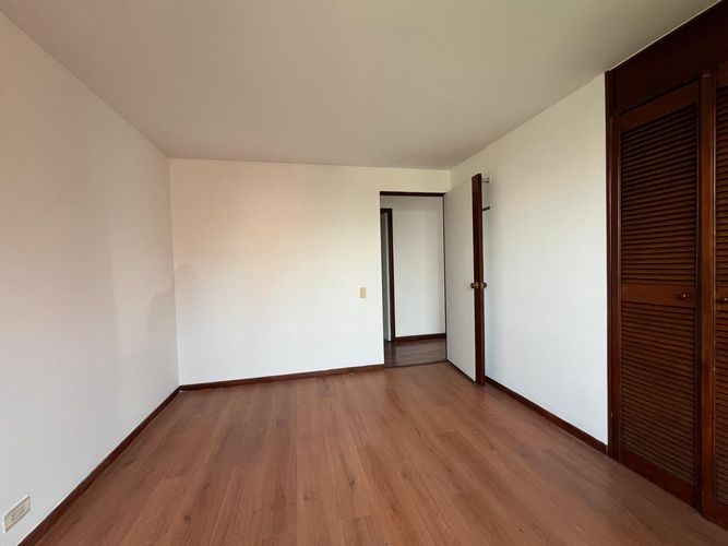 Apartamento de 3 alcobas en venta en El Poblado, Medellín, 150 m² · foto 11 de 17