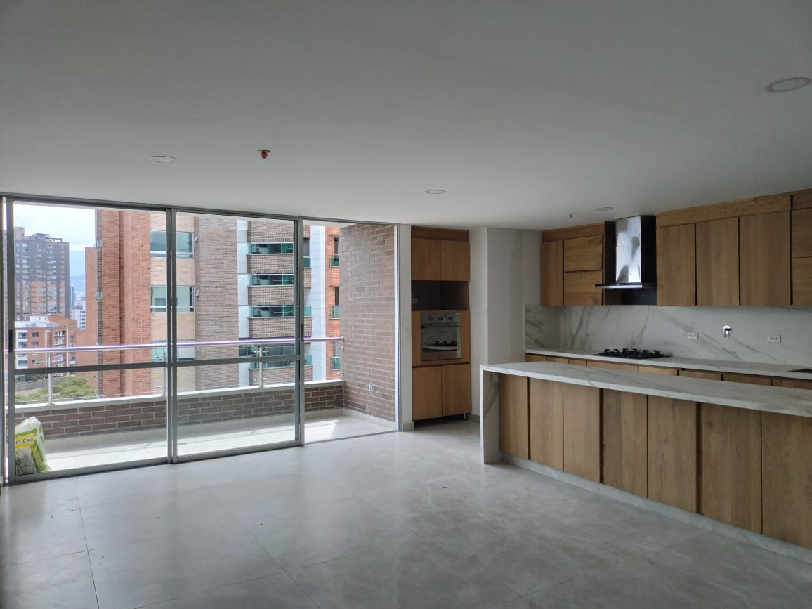 Apartamento en venta en Loma Benedictinos, Envigado · foto 3 de 19