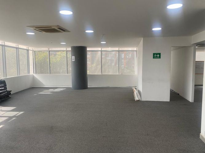 Oficina en arriendo en El Poblado, Medellín, 117 m² · foto 9 de 14