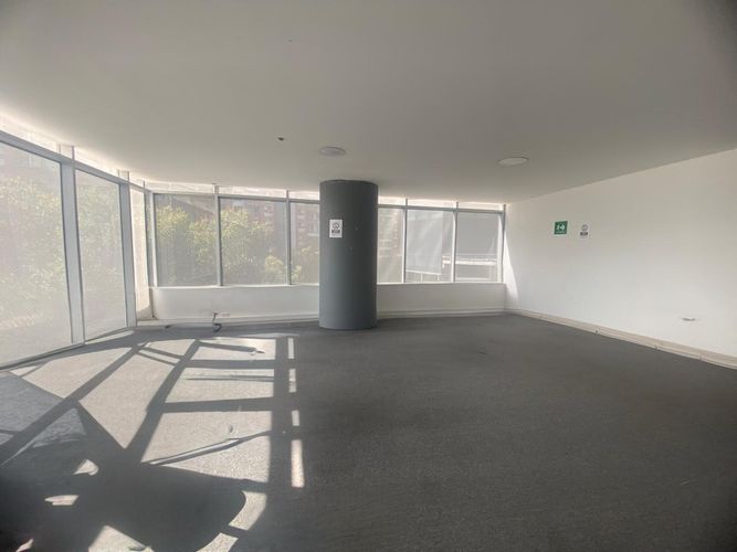 Oficina en arriendo en El Poblado, Medellín, 117 m² · foto 10 de 14