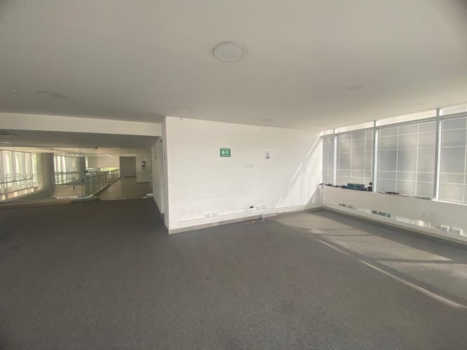 Oficina en arriendo en El Poblado, Medellín, 117 m² · foto 11 de 14