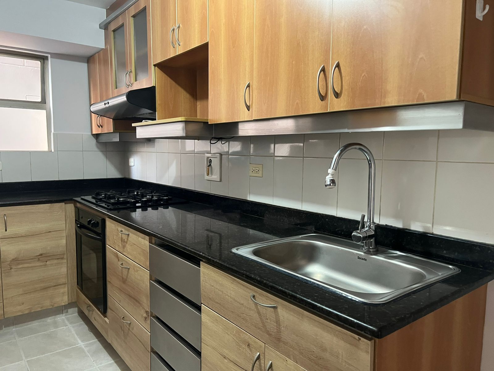 Apartamento en arriendo en Loma Benedictinos, Envigado · foto 6 de 16