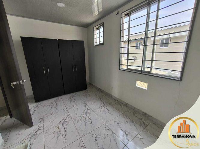 Casa de 3 alcobas en venta en Picaleña Y Mirolindo, Ibagué, 55 m² · foto 6 de 23