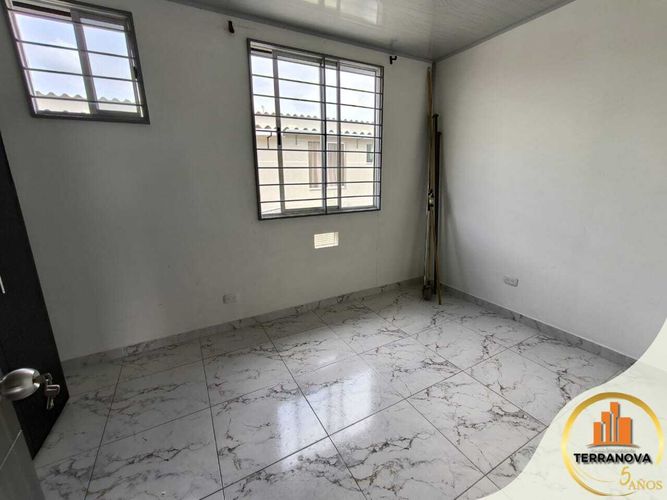 Casa de 3 alcobas en venta en Picaleña Y Mirolindo, Ibagué, 55 m² · foto 11 de 23