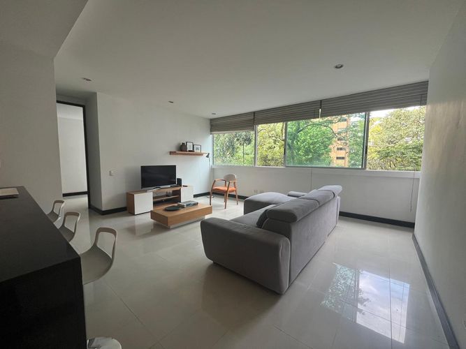 Apartamento en venta en El Poblado, Medellín · foto 4 de 11