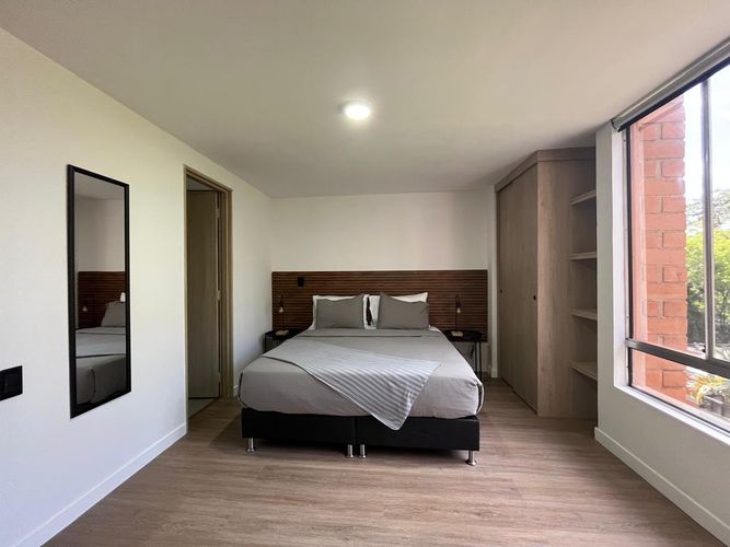 Apartamento de 3 alcobas en venta en El Poblado, Medellín, 100 m² · foto 8 de 17